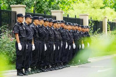 了不起的自己 了不起的新江北 | 在这里，与卓越物业共谱生活诗篇